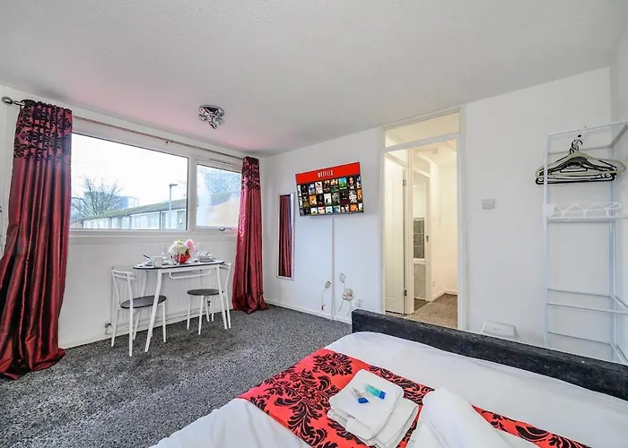 Ra10o Satisfying&spacious * Leeds (West Yorkshire)